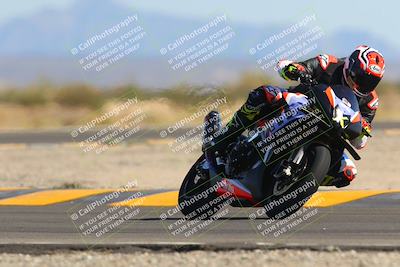 media/Oct-09-2022-SoCal Trackdays (Sun) [[95640aeeb6]]/Turn 15 (150pm)/